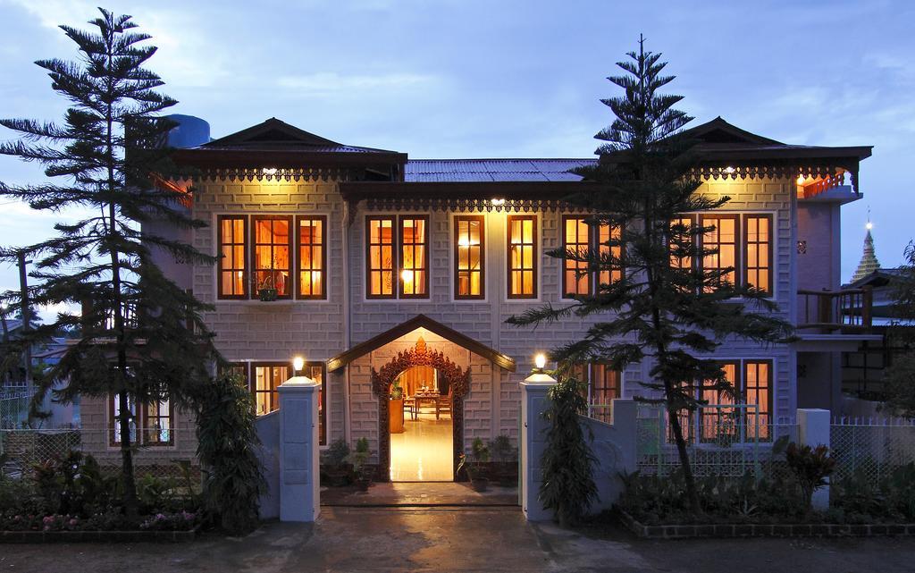 Golden Empress Hotel Nyaungshwe Exteriör bild