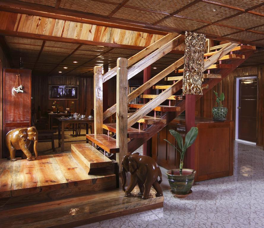 Golden Empress Hotel Nyaungshwe Exteriör bild