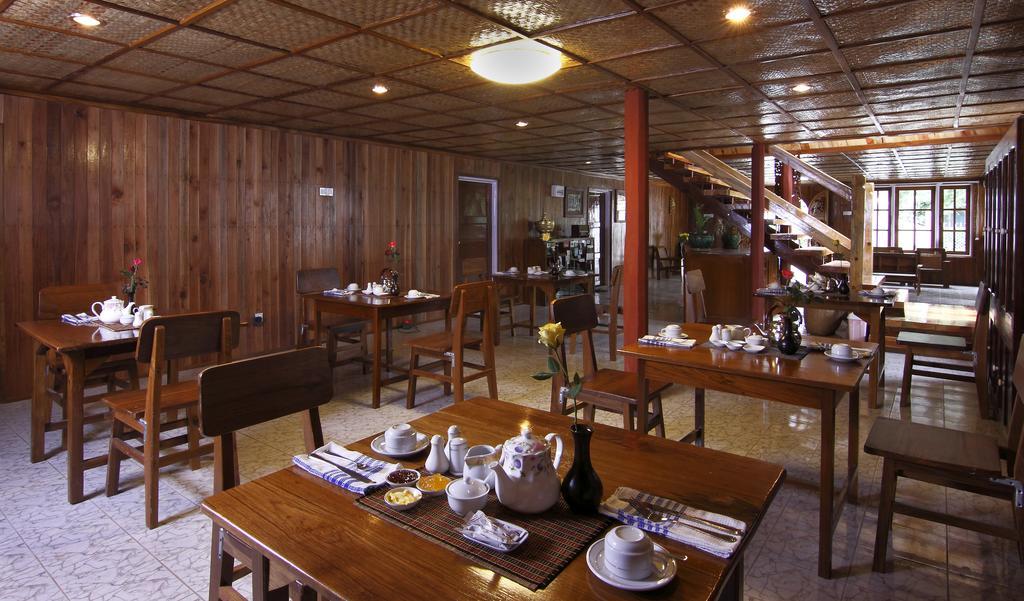 Golden Empress Hotel Nyaungshwe Exteriör bild