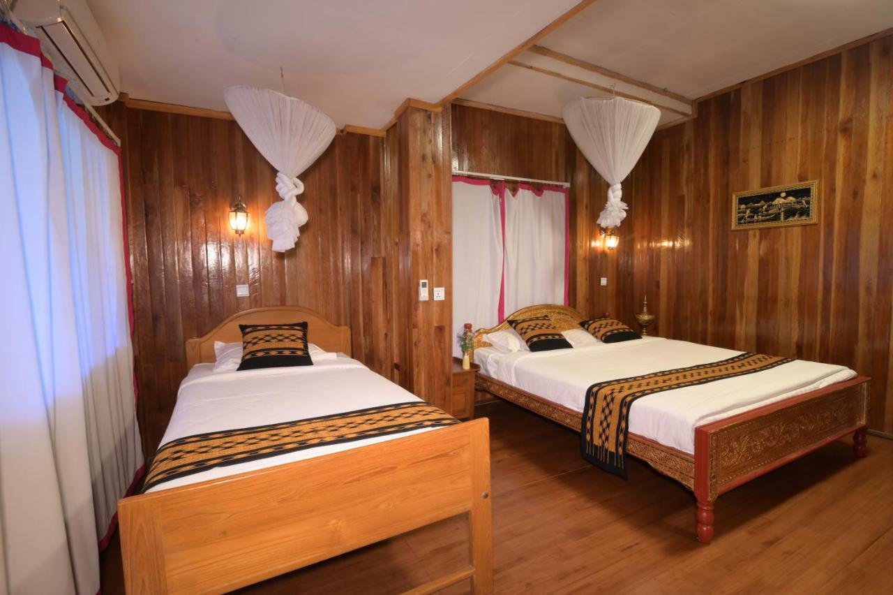 Golden Empress Hotel Nyaungshwe Exteriör bild